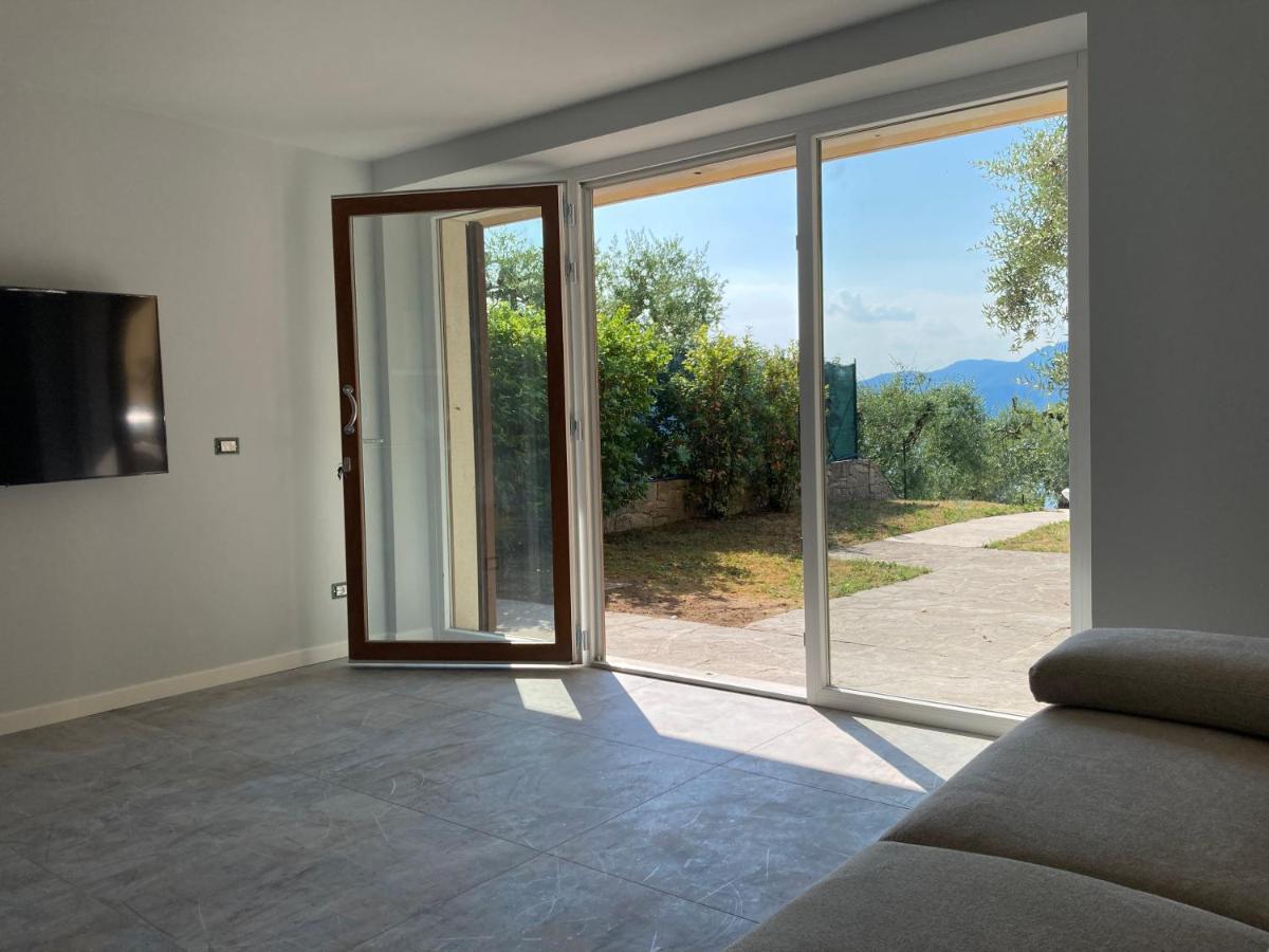 Redhouse Benaco Apartment Torri Del Benaco Exterior photo